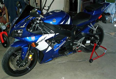 Buying yamaha ybr 125, an unexperienced rider gets everything he needs and doesn't put his life in danger (for more power you need some relevant experience accordingly). FS: 2002 Yamaha YZF-R1 - Blue - $6800 - Sportbikes.net
