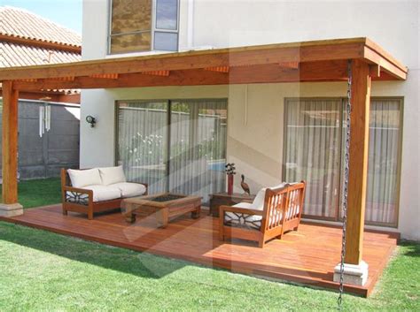 Nos cuentas tu proyecto de techos madera. Deck de madera en terraza | Backyard patio, Pergola patio ...