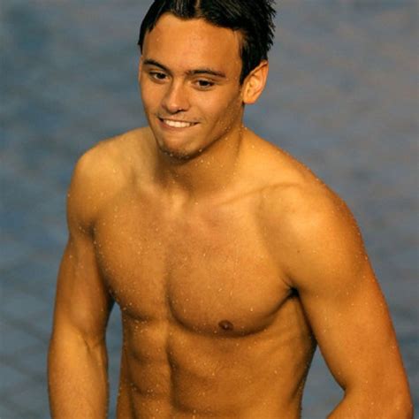 Pin By Lindsay Christianson On Tom Daley Tom Daley Thomas Daley Toms