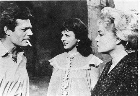 Happy 84th sandra milo here on the set of federico fellini's otto e mezzo. Sandra Milo, da Fellini all'Isola dei famosi - la Repubblica