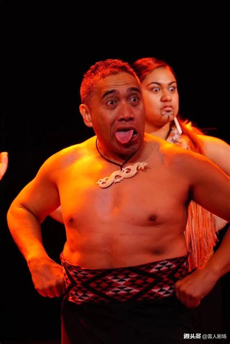 新西兰奥克兰国家博物馆演出的毛利战舞 每日头条