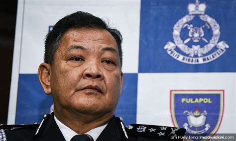 ► pimpinan, artinya adalah hasil memimpin, tuntunan, atau. Pegawai tinggi PDRM perlu sokong penuh IGP baru - Fuzi