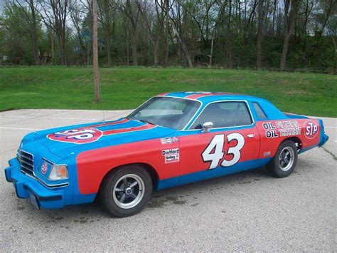 79 Dodge Magnum Richard Petty Tribute Nascar Race Cars Dodge Magnum