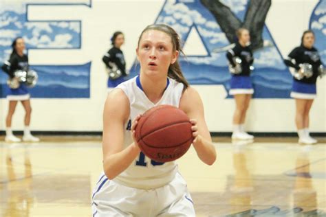 Alice Lloyd Lady Eagles Win Overtime Thriller To Advance