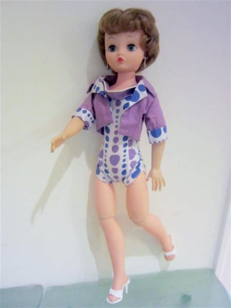 Deluxe Reading Vintage Candy Fashion Doll 22 And Capri Bathing Ensemble