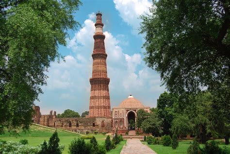 10 Places to visit in Delhi for Couples,Romantic Places In Delhi