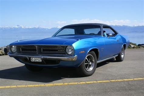 Iste godine barracuda kreće i da se takmiči u auto sportu, a plymouth proizvodi 75 primeraka sa čuvenim hemi motorom od 426 kubnih inča (7,0 litara) i 425 ks. '70 Geneva Show Car Plymouth Barracuda GranCoupe - Street ...