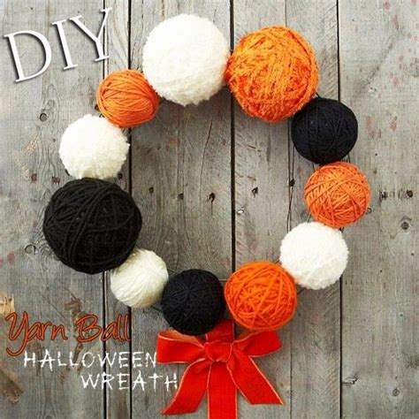 Diy Yarn Ball Halloween Wreath Top Cheap And Easy Decor For Party