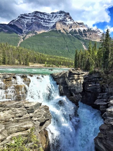 Thisworldexists Ten Must See Spots In Banff And Jasper National Parks
