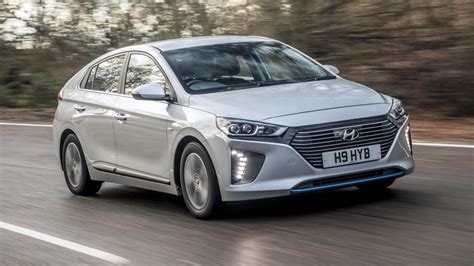 The hyundai veloster has been described as a 'warm hatch', however the latest generation hyundai's australian offerings begin with the hyundai accent city car, then step up to the hyundai elantra and hyundai i30 small car models. SPOTLIGHT ON INNOVATION AS HYUNDAI UK WINS FOUR WHAT CAR ...