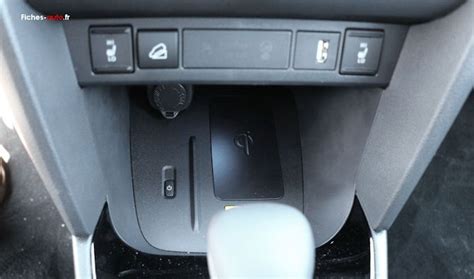 Intérieur Yaris Cross 2021 Ergonomie Habitabilité Coffre Confort