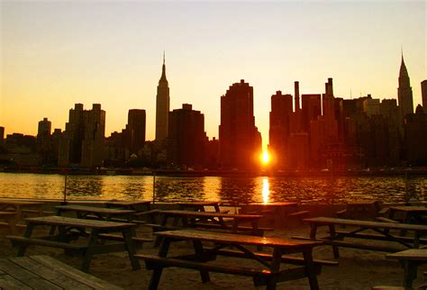 Manhattanhenge In Nyc 2019 Guide Including Best Spots To See It