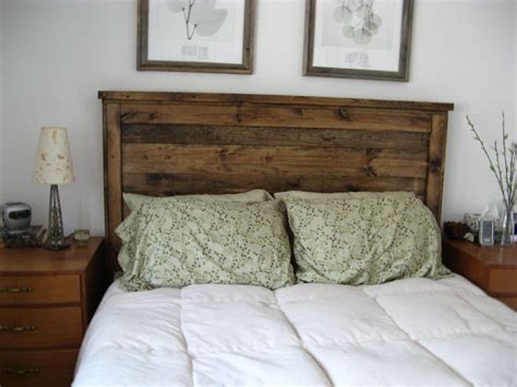Next pallet project | Rustic headboard diy, Diy wood headboard