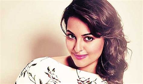 10 Most Interesting And Unknown Facts About Sonakshi Sinha World Blaze