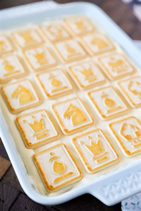 Paula deen (aka the queen) created this chessmen banana pudding dessert that is a delightful paula deen's famous chessmen banana pudding. Paula Deen Banana Pudding | Recipe | Paula deen banana ...