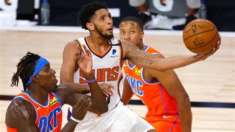Suns guard devin booker led all scorers with 34 points and. NBA: Phoenix Suns stay unbeaten in win over Oklahoma City ...