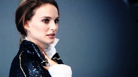 Vidéo Natalie Portman En Couverture Du Elle Uk Purepeople