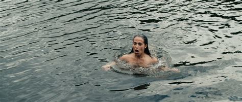Naked Alicia Vikander In Kronjuvelerna