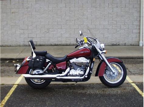 At the release time, manufacturer's suggested retail price (msrp) for the basic version of 2005 honda shadow 750 is found to be ~ $3. Buy 2005 Honda Shadow Aero 750 (VT750) on 2040-motos