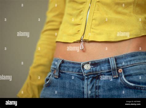 Woman Belly Button Jeans Hi Res Stock Photography And Images Alamy