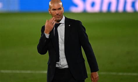 İnter ve real madrid'in efsanesi ronaldo'dan sonra bu ödülü 3 kez kazanan dünyadaki 2. L'annuncio dell'ex Juve: 'Zidane allenerà a Torino, me l ...