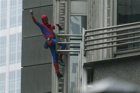 60 Year Old French Spider Man Climbs Paris Skyscraper