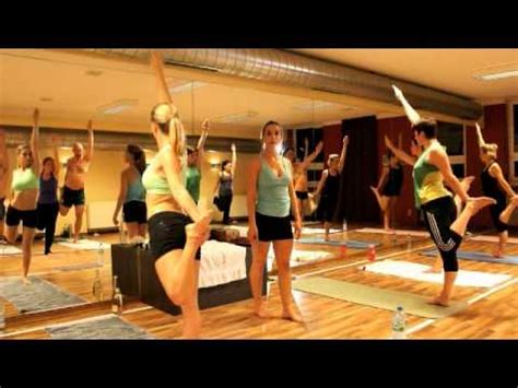 Bikram Yoga M Nchen The Hottest Yoga In Town Youtube