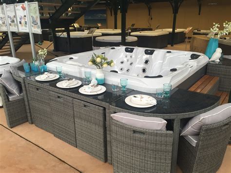 Hot Tubs With Luxury Furniture Outsideliving Luxury Furniture
