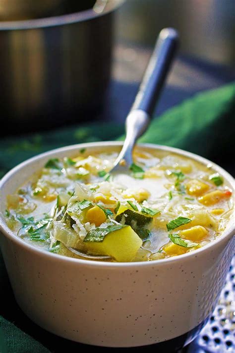 I've also got several tips on how to cook zucchini noodles perfectly (so now, i know these reviews are for zucchini noodles, but keep in mind other vegetables you may want to slice up. Mexican Zucchini Soup | Gourmandelle