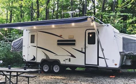 Rv Awning 9 Best Manual And Electric Awnings For Your Camper