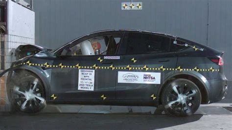 Tesla Model Y Promossa A Pieni Voti Ecco Il Video Del Crash Test