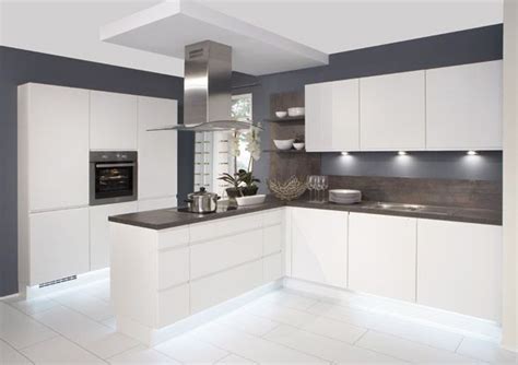 Whatever your kitchen style, modern minimalist, simple or traditional, we have the kitchen worktops you want. white gloss kitchen with grey worktops - Google Search ...