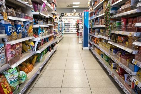 Grocers Urged To Scrap Junk Foods From Eye Level Shelves As Obesity