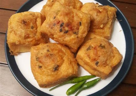 Tambahkan garam dan tepung bumbu instan. Resep Tahu isi Campur Daging Ayam Cincang 👍 oleh Arin ...