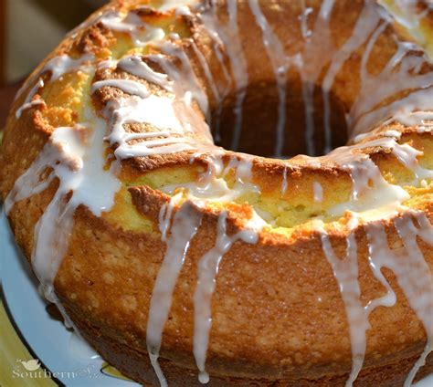 A Southern Soul Lemon Pound Cake