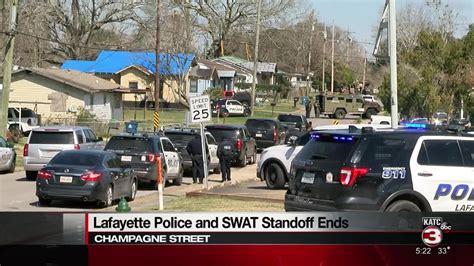 Update Lafayette Police And Swat Standoff On Champagne Street Ends