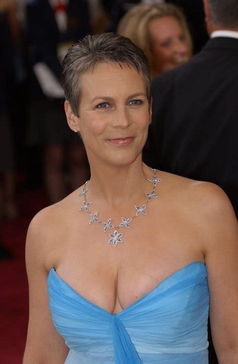 On what she was doing when she got approached by ryan murphy to star in scream queens i was just hanging. 30 Hottest Jamie Lee Curtis Bikini Pictures - Sexy Haircut In Trading Places