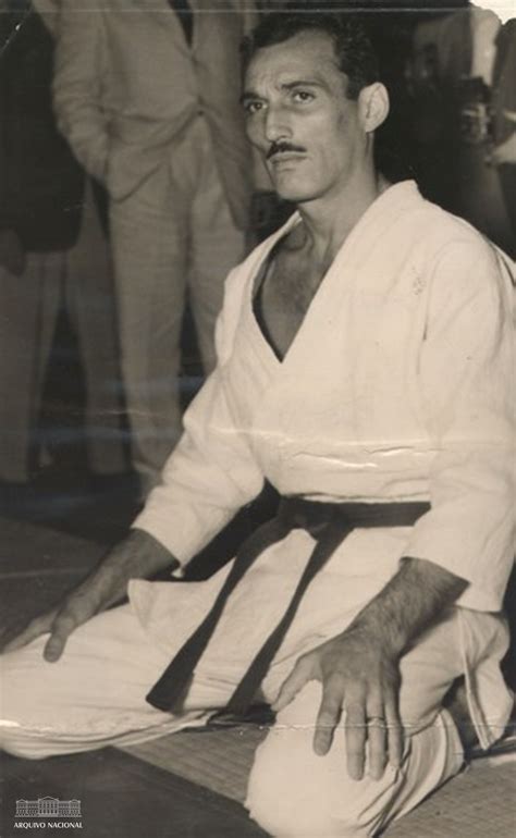 Hélio Gracie Em 1952 Martial Arts Jiu Jitsu Brazilian Jiu Jitsu