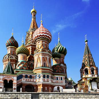 Es erstreckt sich über europa und asien. Die Hauptstadt von Russland