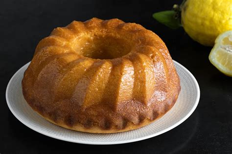 Limoncello di amalfi o di sorrento ? Torta al limone di Amalfi | Ricetta nel 2020 | Torta al ...