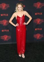 Maika Monroe Sideboob At The Stranger Things Season Premiere In Los Angeles Aznude