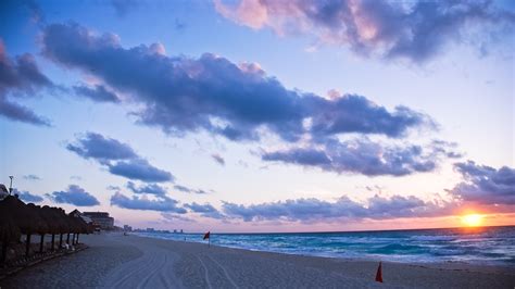 Sunrise In Cancun Beach Jj Ying Flickr