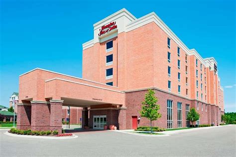Hampton Inn And Suites Detroitairport Romulus Updated 2023 Prices Reviews And Photos Mi