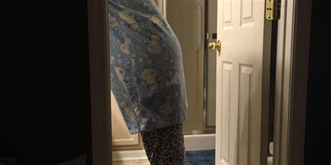 Man Posts Photo Of Wifes Period Outfit Gets Destroyed On Imgur