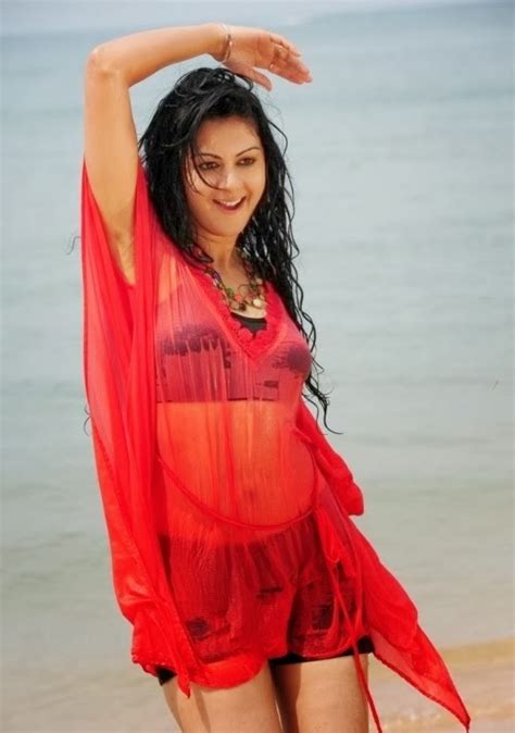 movie mandhir south indian actress kamna jethmalani hot wet pics