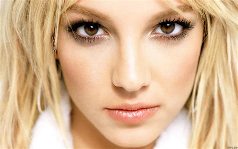 Britney Spears Singer Musician Blondes Women Females Girls Sexy Babes Face Eyes Lips