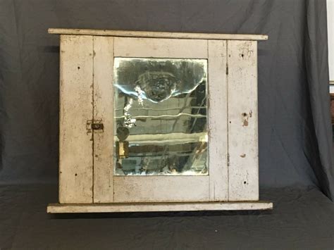 Do you suppose old medicine cabinets looks nice? Antique Medicine Cabinet Wood Recessed Cupboard Old Vtg ...