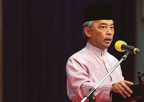 The sultan ahmad shah environmental trust (saset) and temenggong initiative the operating arm of saset had a yam tengku arif temenggong tengku fahad sultan ahmad shah, host of the evening and tengku kaiyisah, granddaughter of the sultan of pahang. Find solution to disunity among Muslims, Tengku Abdullah ...