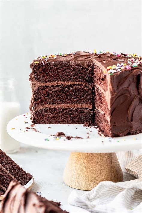 An Amazing Collection Of Happy Birthday Chocolate Cake Images In Full 4k Over 999 Delightful