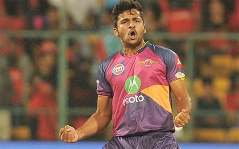 Know about shardul thakur's biography, batting and bowling stats, career info, family details and more. IPL 10, Match 55, RPS vs KXIP: CT player of the match ...